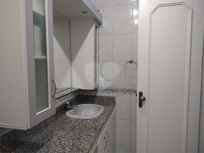Foto REO1133030