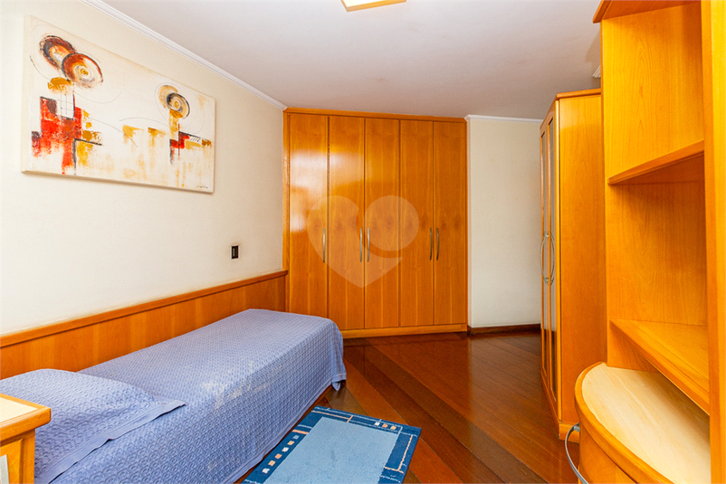 Foto REO1133035