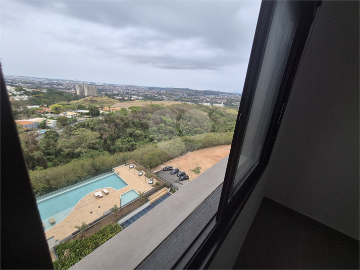 Foto REO1133075