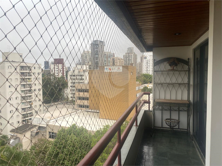 Foto REO1133086
