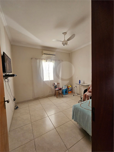 Foto REO1133107
