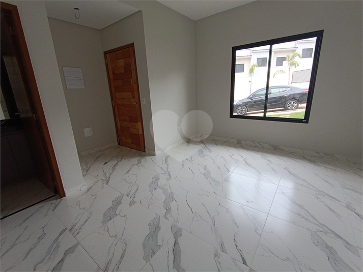 Foto REO1133113