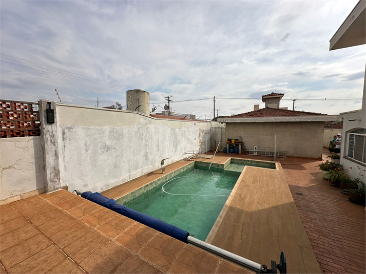 Foto REO1133160