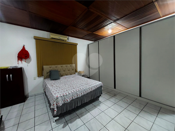 Foto REO1133183