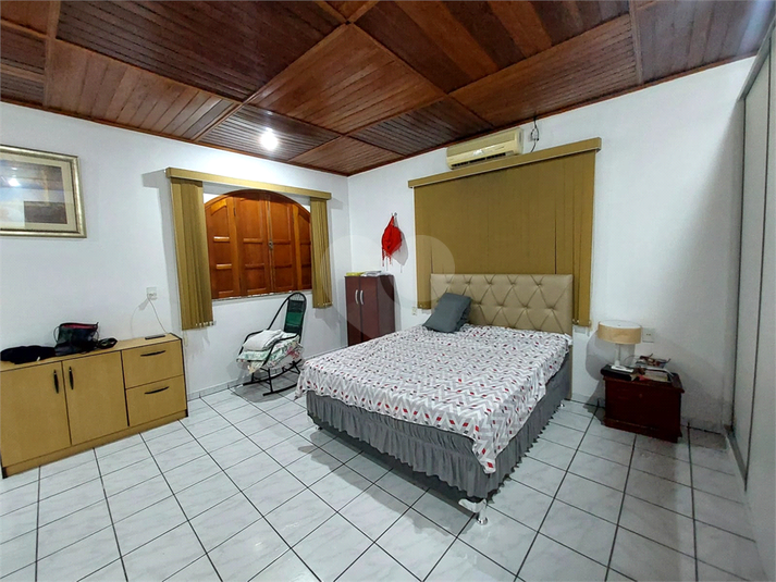 Foto REO1133183
