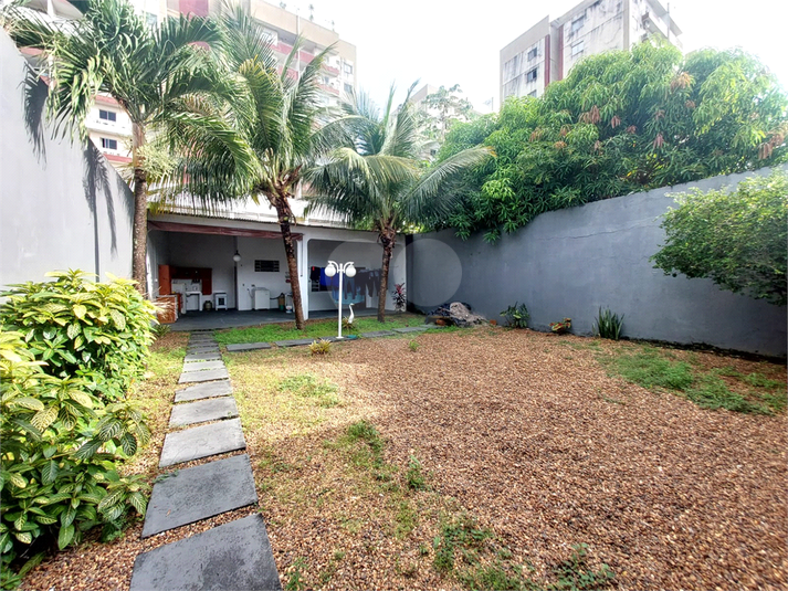 Foto REO1133183