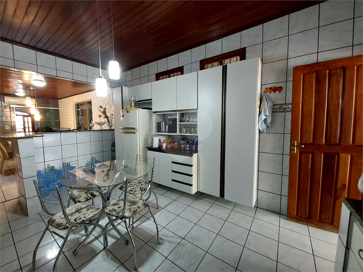 Foto REO1133183