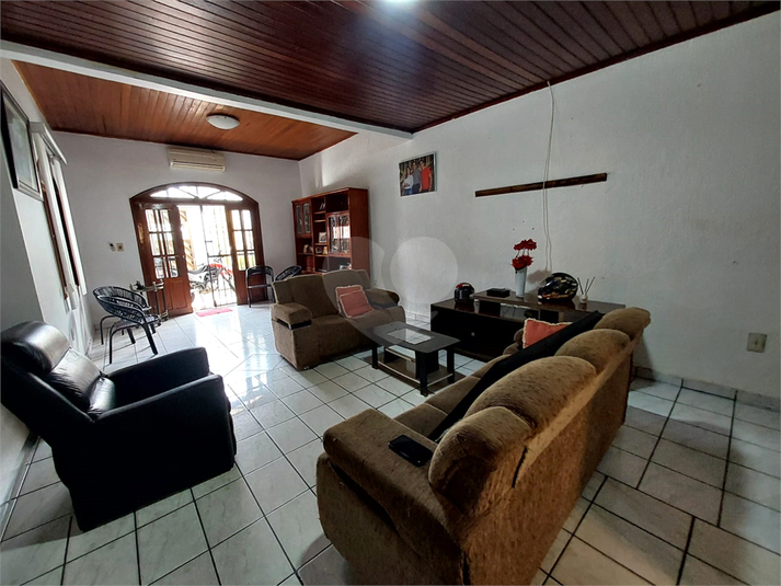 Foto REO1133183