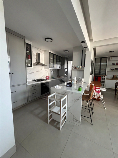Foto REO1133196