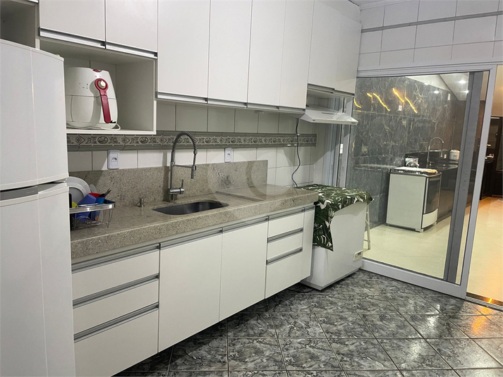 Foto REO1133202
