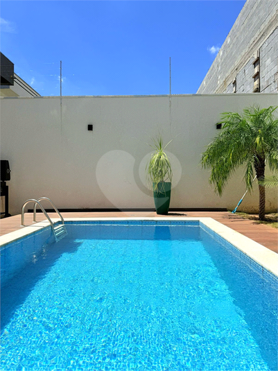 Foto REO1133215