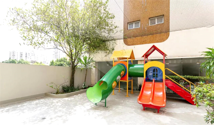 Foto REO1133271
