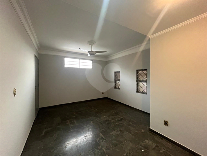 Foto REO1133283