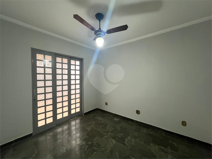 Foto REO1133283