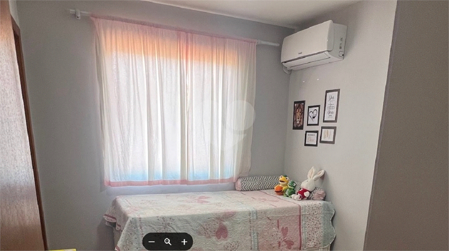 Foto REO1133313