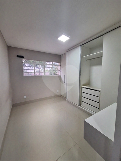 Foto REO1133326
