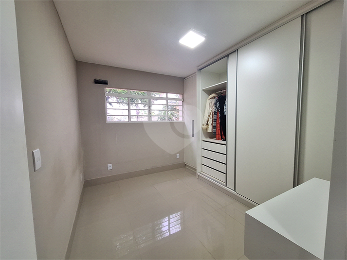Foto REO1133326
