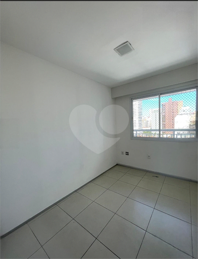Foto REO1133333