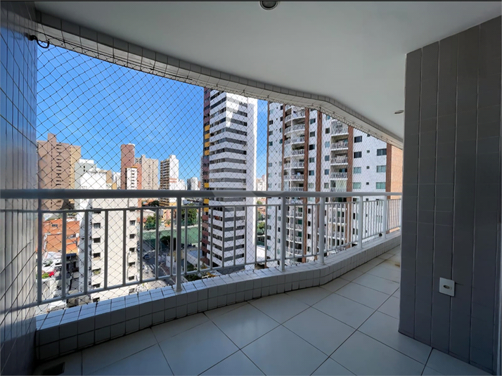 Foto REO1133333