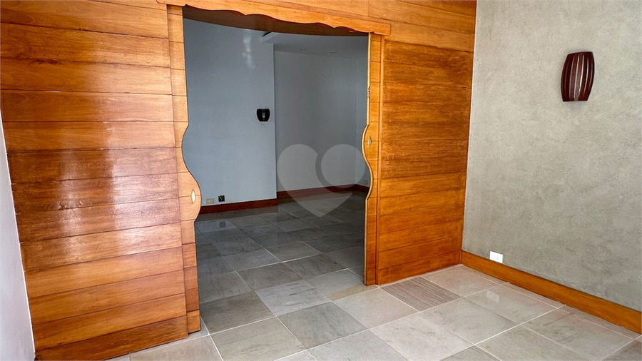 Foto REO1133339