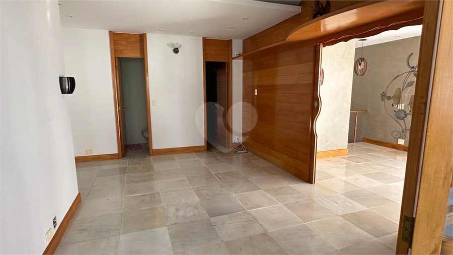 Foto REO1133339