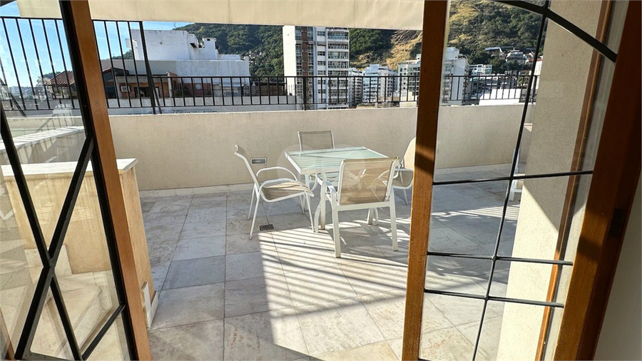 Foto REO1133339