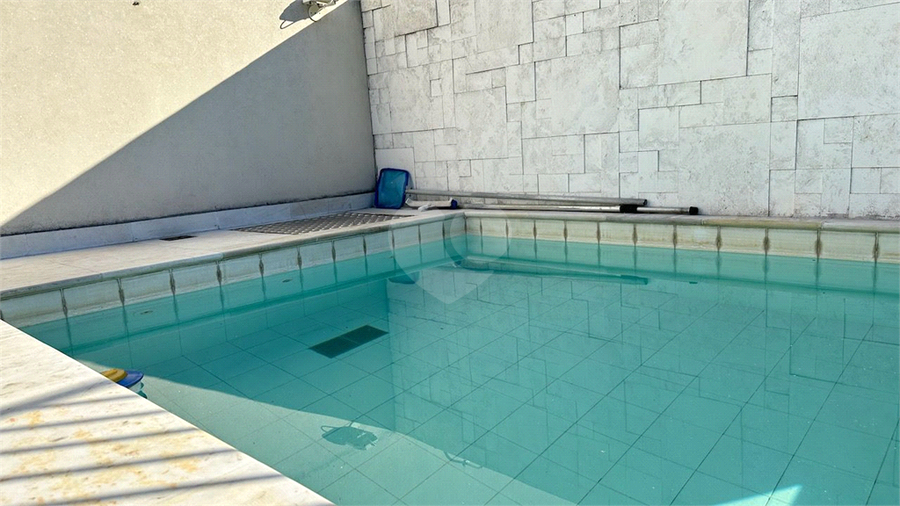 Foto REO1133339