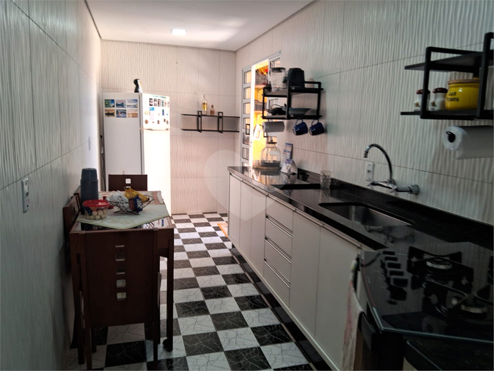 Foto REO1133345