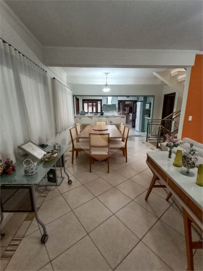 Foto REO1133348