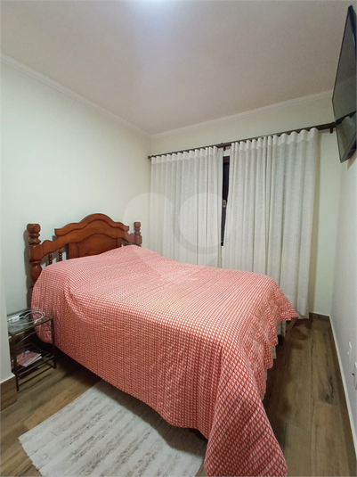 Foto REO1133348