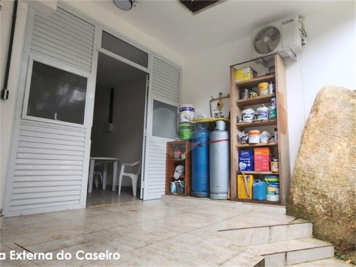 Foto REO1133374