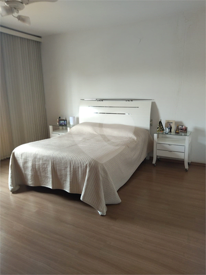 Foto REO1133386