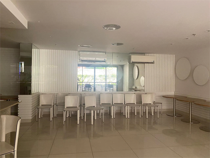 Foto REO1133415