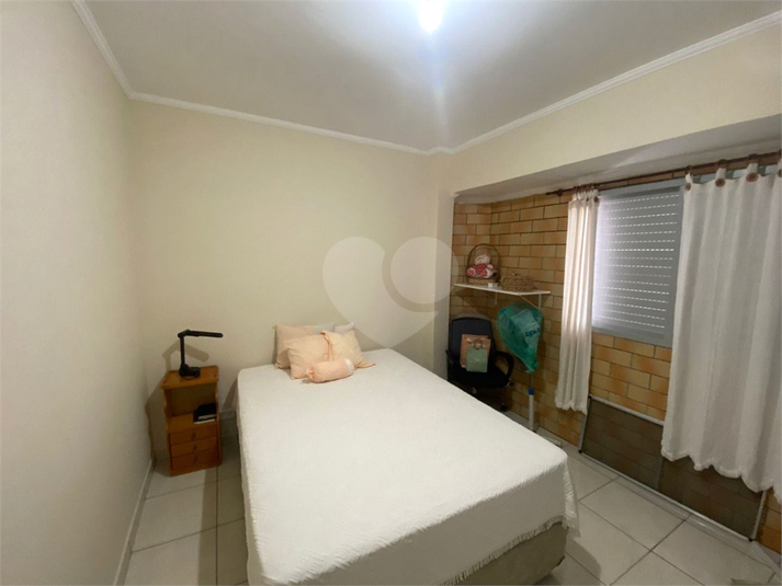Foto REO1133435