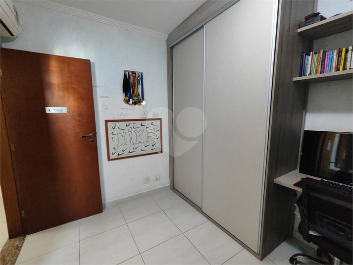 Foto REO1133516