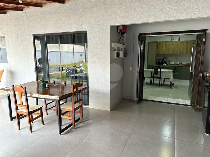 Foto REO1133553