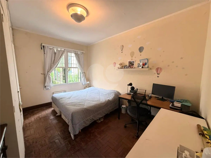 Foto REO1133557