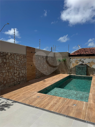 Foto REO1133575