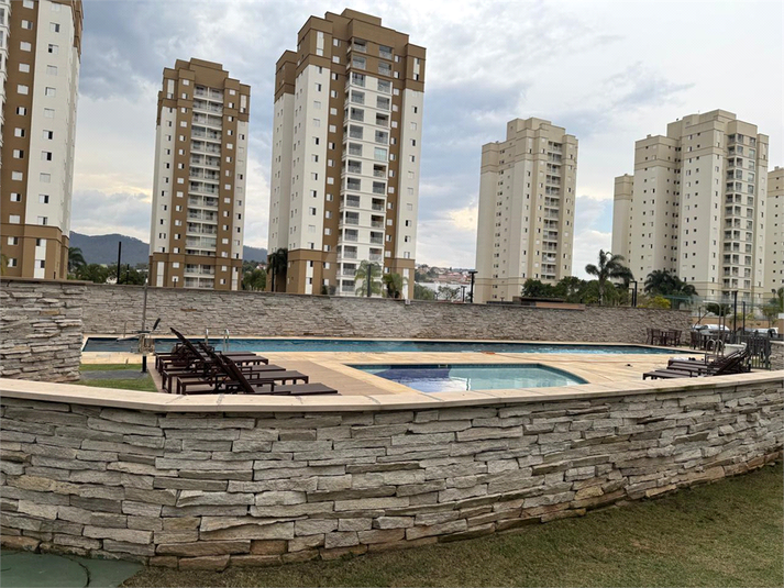 Foto REO1133584