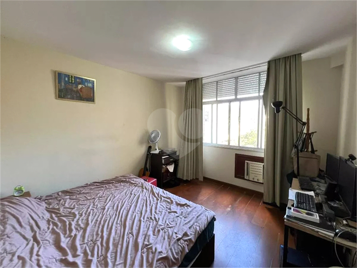 Foto REO1133585