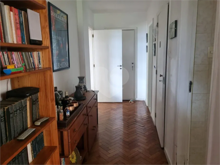 Foto REO1133597