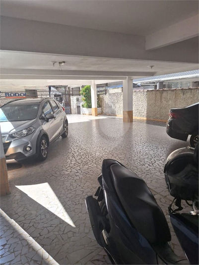 Foto REO1133599