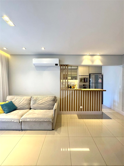 Foto REO1133600