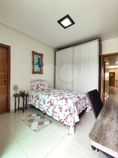 Foto REO1133621