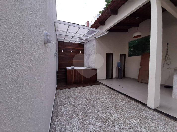 Foto REO1133622