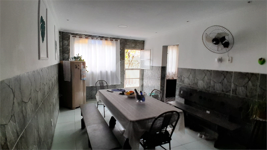 Foto REO1133627