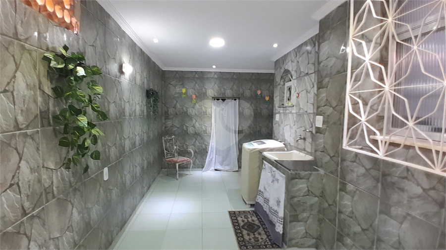 Foto REO1133627
