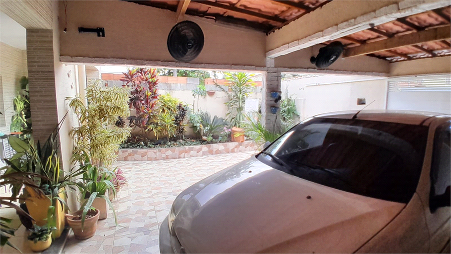 Foto REO1133627