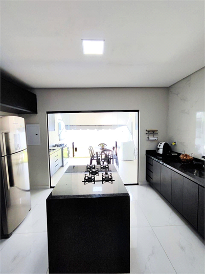 Foto REO1133636