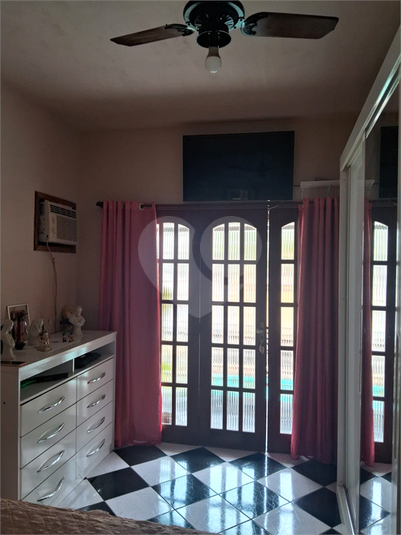 Foto REO1133669